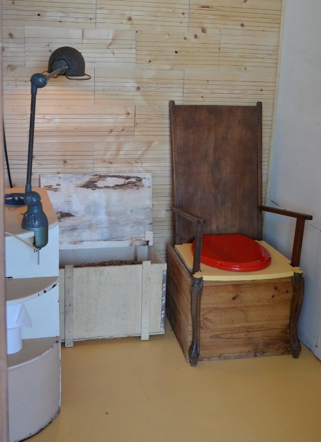 Camping La Petite Houmee Curzay-sur-Vonne Exteriör bild